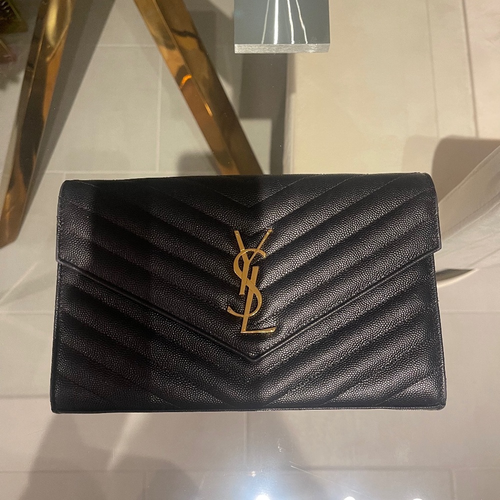 Monogramme Large Grain de Poudre Wallet on Chain